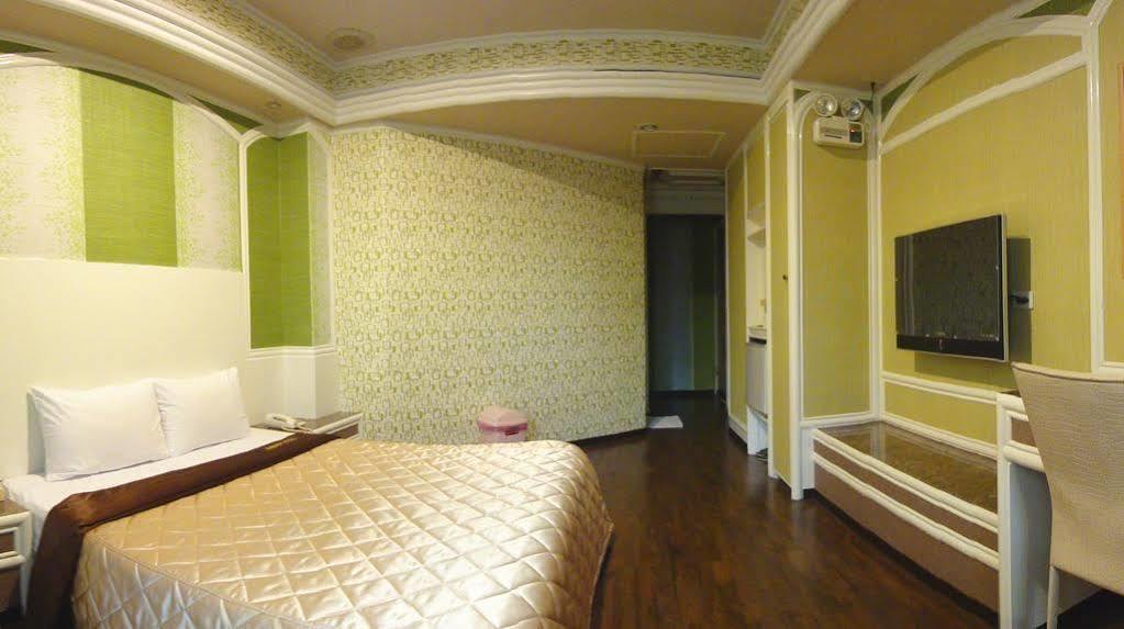 Hua Yue Hotel Đào Viên Ngoại thất bức ảnh